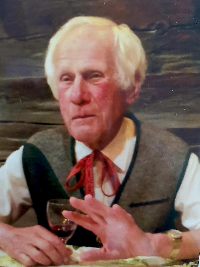 Der 80-jährige Toni Port sucht seit 60 Jahren immer wieder nach seinen toten Bergkameraden am Weisshorn.