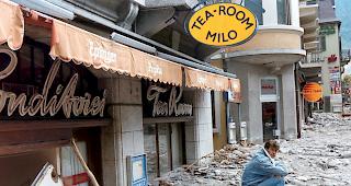 Vor 25 Jahren verw&uuml;stete die tosende Flut der Saltina das Stadtzentrum von Brig. Zwei Frauen kamen in einem Gesch&auml;ft, gefangen von den Fluten, Schlamm und Steinen, ums Leben.
