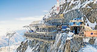 Im Hochgebirge. Der Bau der Bergstation gestaltete sich als Herausforderung.