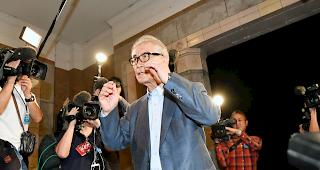 Tasuku Honjo, einer der beiden Forscher, an einer Pressekonferenz