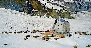 Monte Rosa H&uuml;tte. Ein neuer Zugang ist in Vorbereitung.Foto zvg