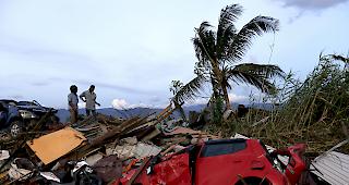 Tragisch. Die schweren Erdbeben und der Tsunami haben in Indonesien gem&auml;ss offiziellen Angaben mindestens 1944 Menschenleben gefordert.