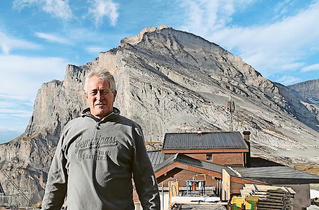 Bauherr. Mit einem Restaurant-Neubau will Wolfgang Loretan der hohen Besucherfrequenz auf dem Gemmipass begegnen.