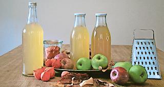 S&uuml;sse Fr&uuml;chte im Glas. Apfelsaft l&auml;sst sich in ein paar wenigen Schritten ganz einfach selber herstellen &ndash; auch ohne Entsafter und Obstpresse.Foto WB