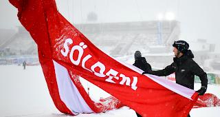 Wegen schlechten Wetters und zu viel Neuschnees musste der Riesenslalom in S&ouml;lden abgesagt werden.