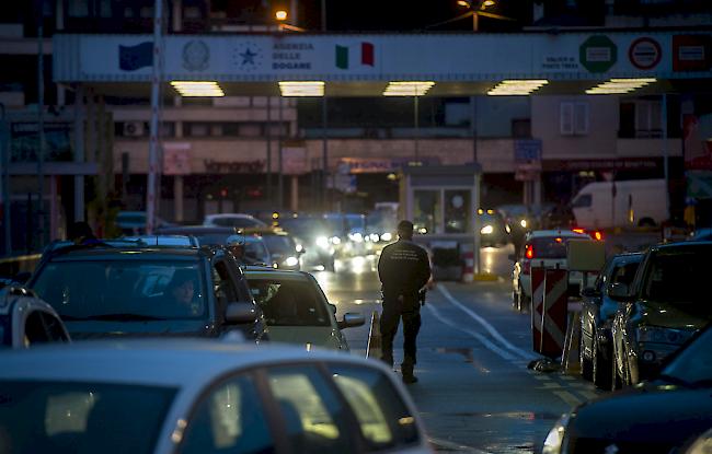 Die Zahl der Grenzgänger aus Italien hat am stärksten abgenommen.