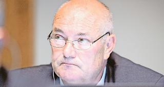 &laquo;Von andern lernen&raquo;. Lukas J&auml;ger ist bei der Revision der Kantonsverfassung f&uuml;r eine pragmatische Vorgehensweise.Foto WB/SOLTERMANN