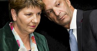 R&uuml;ckendeckung. Bundesratskandidatin Viola Amherd und St&auml;nderat Beat Rieder.