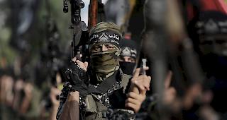 Militante Pal&auml;stinenser im Gazastreifen haben am Dienstag ihre heftigen Raketenangriffe auf Israel fortgesetzt.