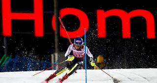 Mikaela Shiffrin gewinnt den Weltcup-Slalom in Levi.
