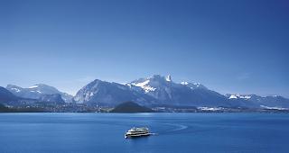 Wunschdenken. Die BLS h&auml;tte gerne einen konstant hohen Pegel des Thunersees, um die Winterschifffahrt sicherzustellen.