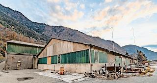 9800 Quadratmeter. Die geplante Landi-Filiale soll vis-&agrave;-vis dem Coop Megastore in Eyholz gebaut werden. Nach deren Fertigstellung wird die Landi-Filiale in Glis geschlossen.