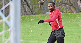 Er ist wieder zur&uuml;ck. Christian Zock trifft im Training, eine lange Leidenszeit ist zu Ende.&nbsp;Foto wb