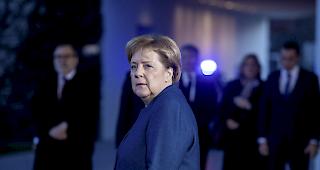 Beileidsbekundungen.&nbsp;Zahlreiche Staatschefs wie die deutsche Bundeskanzlerin w&uuml;rdigten am Samstag die Verdienste des verstorbenen fr&uuml;heren US-Pr&auml;sidenten George H. W. Bush.