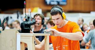 Grosser Andrang. An den letzten SwissSkills im Herbst 2018 sahen &uuml;ber 115'000 Besucherinnen und Besucher den Berufsleuten w&auml;hrend den vier Wettkampftagen beim Arbeiten zu.