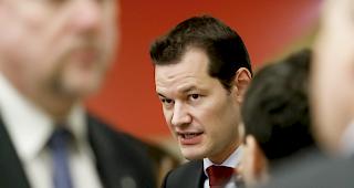 Staatsrat Maudet verteidigt seine Abu-Dhabi-Reise. &laquo;Ich glaube grunds&auml;tzlich, dass ich unschuldig bin.&raquo;