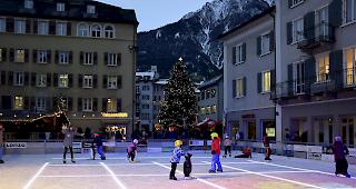 Winterzauber auf dem Briger Stadtplatz.