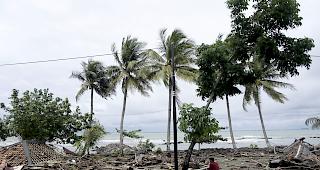 Katastrophe. Mehr als 160 Menschen sind auf den Inseln Suamatra und Java von einem Tsunami get&ouml;tet worden.