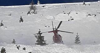 Erhebliche Lawinengefahr. In Bellwald l&ouml;ste sich in der N&auml;he einer Skipiste ein Schneebrett. Verletzt wurde niemand.