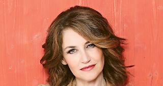 Was bleibt. &laquo;Mein 13. Album ist fertig. Endlich bekommt das Milit&auml;r eine Chefin&raquo;, freut sich Sina.Foto PAT WETTSTEIN