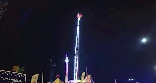 Eine Gruppe von Chilbibesuchern hat den Jahreswechsel im franz&ouml;sischen Rennes bei K&auml;lte und in schwindelerregender H&ouml;he verbringen m&uuml;ssen. 