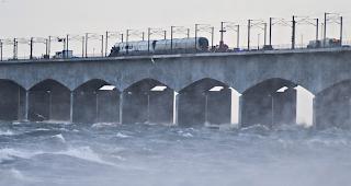 Bei einem Zugungl&uuml;ck auf einer Br&uuml;cke in D&auml;nemark haben am Mittwochmorgen sechs Menschen ihr Leben verloren. 