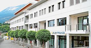 T&uuml;ren zu. Seit dem 1. Januar ist das SIPE-B&uuml;ro in Susten &shy;geschlossen. Foto zvg