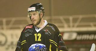 Sandro Bumann und der EHC Saastal: Niederlage gegen Unterseen-Interlaken.