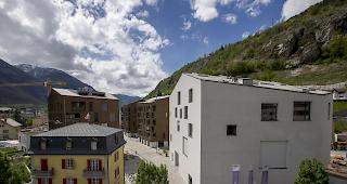 Der Sanierungsplan f&uuml;r das World Nature Forum (rechts) soll nicht in die Tat umgesetzt werden, sind f&uuml;nf Beschwerdef&uuml;hrer &uuml;berzeugt.