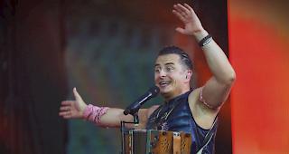 Andreas Gabalier erh&auml;lt den Karl-Valentin-Orden, den unter anderem schon Hape Kerkeling, Michael "Bully" Herbig, Loriot oder der fr&uuml;here Papst Benedikt XVI. erhalten haben.