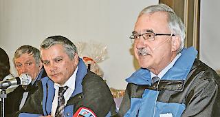 Brancardiers. F&uuml;r Josef Escher und Pius Rieder (rechts und links) war es die letzte Generalversammlung  als Vorstandsmitglieder der Krankentr&auml;gervereinigung Oberwallis. Nicht so f&uuml;r Kassier Eugen Lehner (Mitte).