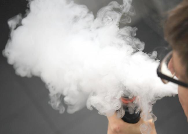 Eine Studie kam im Zeitraum von 2015 bis 2017 auf mehr als 2000 Explosionen und Verbrennungen durch E-Zigaretten.