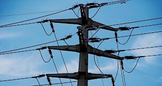 Tauschgesch&auml;ft. Nebst Kleinwasserkraftwerken, Gasversorgung und Fernw&auml;rme m&ouml;chte sich die EnAlpin auch an lokalen Stromleitungen beteiligen. Im Gegenzug erhielten die Gemeinden Anteile an der EnAlpin.