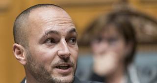 Mathias Reynard (SP) will, dass das Burnoutsyndrom als Berufskrankheit anerkannt wird. 


