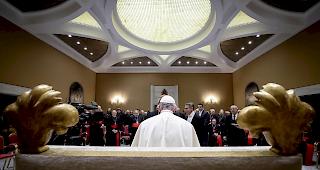 Missbrauchsskandal. Papst entl&auml;sst fr&uuml;heren Erzbischof von Washington. (Symbolbild)