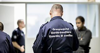 Gemeinsame Patrouillen.&nbsp;die Eidgen&ouml;ssische Zollverwaltung (EZV) und die italienische Grenzpolizei verst&auml;rken ihre Zusammenarbeit.