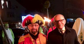 Machtwechsel. Zunftmeister Andreas Briggeler und Stadtpr&auml;sident Louis Ursprung.