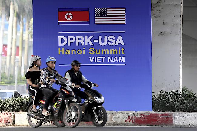Keine Einigung erzielt. Das Gipfeltreffen zwischen dem amerikanischen Präsidenten Donald Trump und dem nordkoreanischen Machthaber Kim Jong Un hat am Donnerstag früher als geplant geendet.