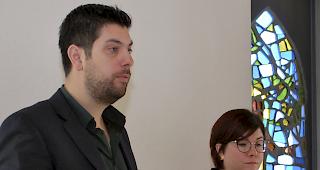 Ergebnisse pr&auml;sentiert: S&eacute;bastien Blanchard und Delphine Maret Br&uuml;hlhart von der Gesundheitsf&ouml;rderung Wallis.