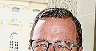 &laquo;Beim Umweltschutz k&ouml;nnen Verb&auml;nde nur einsprechen, wo eine Umweltvertr&auml;glichkeitspr&uuml;fung not&shy;wendig ist. Beim Natur- und Heimatschutz w&auml;re auch eine Einschr&auml;nkung &shy;notwendig&raquo;