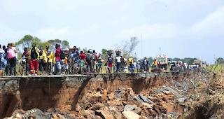 Hunderttausende Menschen warten im s&uuml;d&ouml;stlichen Afrika nach dem verheerenden Tropensturm auf Hilfe.  