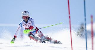 Camille Rast beim ersten Slalom-Lauf der Damen am vergangenen Sonntag auf dem Hoch-Ybrig vor dem verh&auml;ngnisvollen Sturz. 