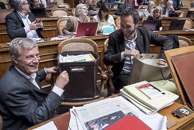 Kann Nationalrat Mathias Reynard (rechts) bei den Wahlen im Herbst die seit 1848 andauernde CVP-Dominanz knacken? Ja, meint SP-Generalsekretär Michael Sorg.