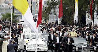 Premiere. F&uuml;r Papst Franziskus ist es die erste Reise nach Marokko. Vor ihm besuchte Papst Johannes Paul II. 1985 das nordafrikanische K&ouml;nigreich.