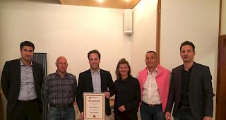 Aron Pfammatter, Marco Imhof, Yves Zurwerra, Vreni Jossen, Linus Fux und Christian Zenz&uuml;nen (von links). Es fehlen: Nathalie Roten und Yannick Abgottspon.