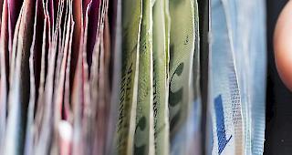 Negativ. Die erste S&auml;ule der Altersvorsorge ist letztes Jahr tief in die roten Zahlen gerutscht: Die AHV schrieb &uuml;ber 2,2 Milliarden Franken Verlust. 