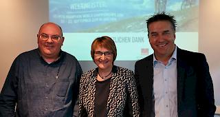 Christof Biner (Gemeindepr&auml;sident), Beatrice Meichtry (Marketing Gr&auml;chen Tourismus) und Berno Stoffel (CEO Gr&auml;chen Tourismus), von links, bilden das OK-Pr&auml;sidium der MTB-WM.