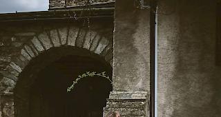 Nicht barrierefrei. C&eacute;line Eidenbenz, Direktorin, kann Gehbehinderte nicht in allen Geb&auml;uden willkommen heissen.