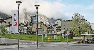 Das eingereichte Baugesuch am Bahnhof Leuk wurde von der Gemeinde zur&uuml;ckgewiesen.