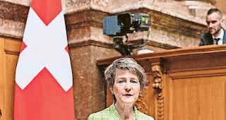 Ihre Warnungen &uuml;berh&ouml;rt. Bundesr&auml;tin Simonetta Sommaruga hatte mit ihren Bedenken einen schweren Stand.Foto Keystone